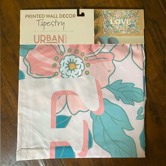 NWT Floral Wall Decor Tapestry by Urban Shop - Picture 2 of 5